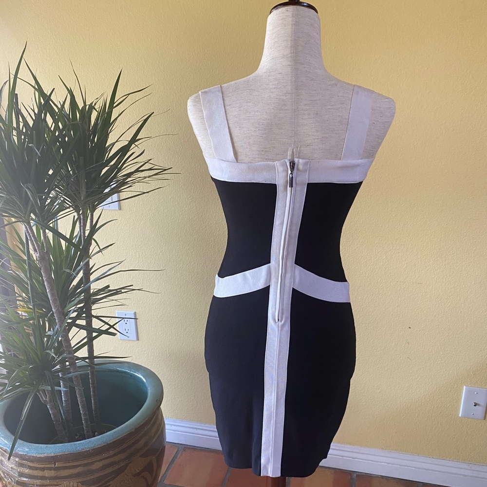 Guess by Marciano, Black & White bandaged dress - Picture 2 of 4